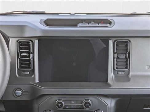 New 2025 Ford Bronco 4-Door image 12