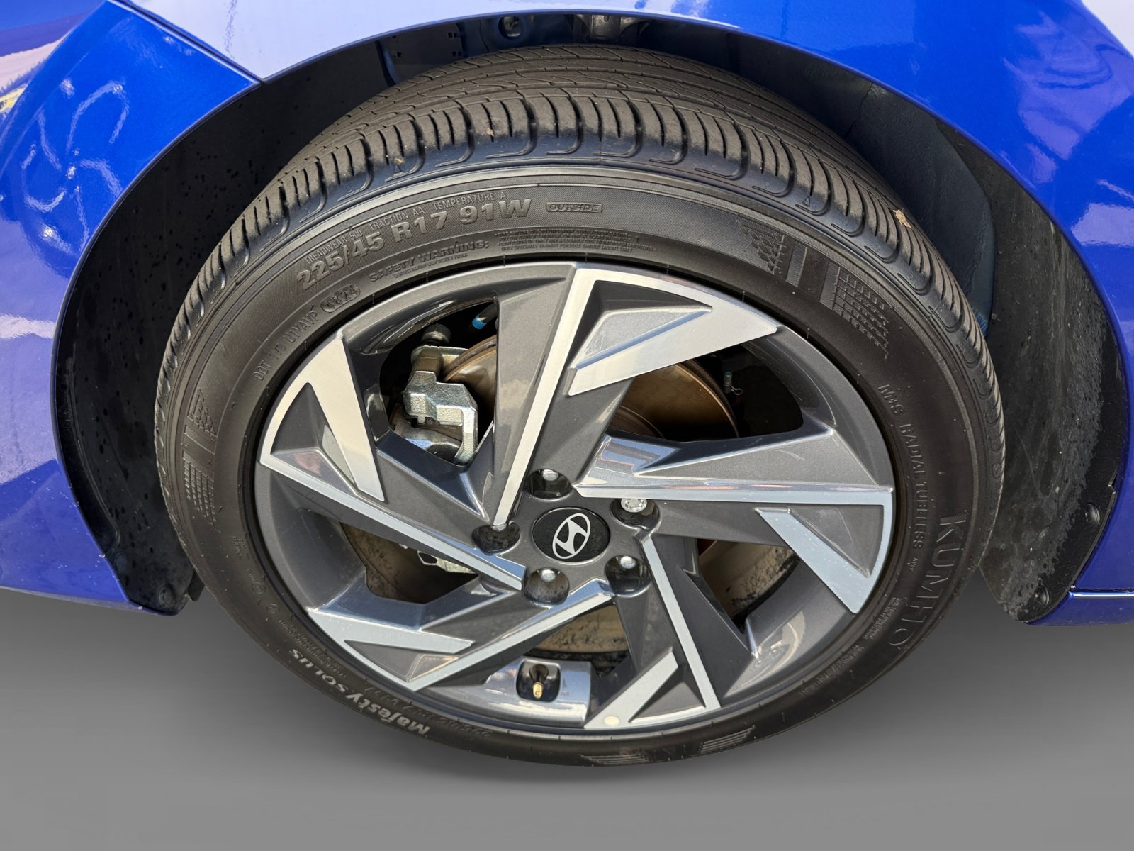 Certified 2025 Hyundai Elantra Sport FWD image 9