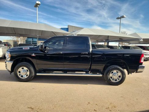 Used 2024 RAM 2500 Tradesman w/ Chrome Appearance Group image 3