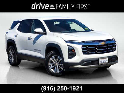 Used 2026 Chevrolet Equinox LT w/ Convenience Package II AWD/4WD image 1