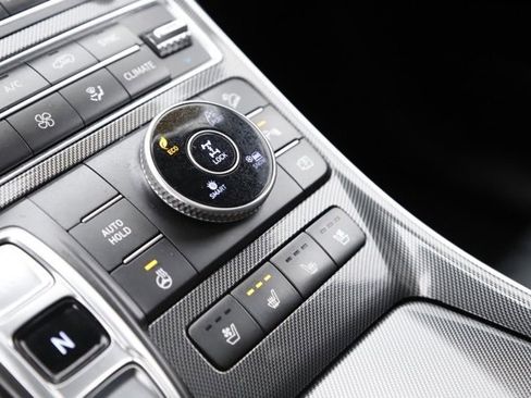 Used 2022 Hyundai Santa Fe Limited image 29