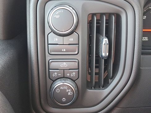 Certified 2024 Chevrolet Silverado 3500 W/T image 22