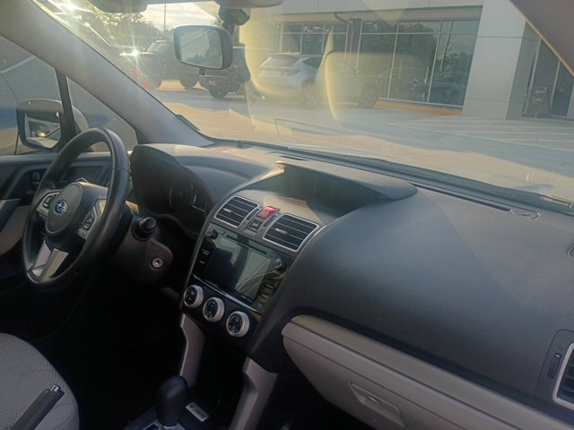 Used 2018 Subaru Forester 2.5i Premium AWD/4WD image 34