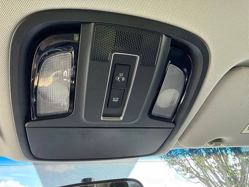 Used 2016 Kia Sorento FWD image 16