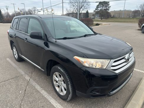 Used 2012 Toyota Highlander 4WD image 5