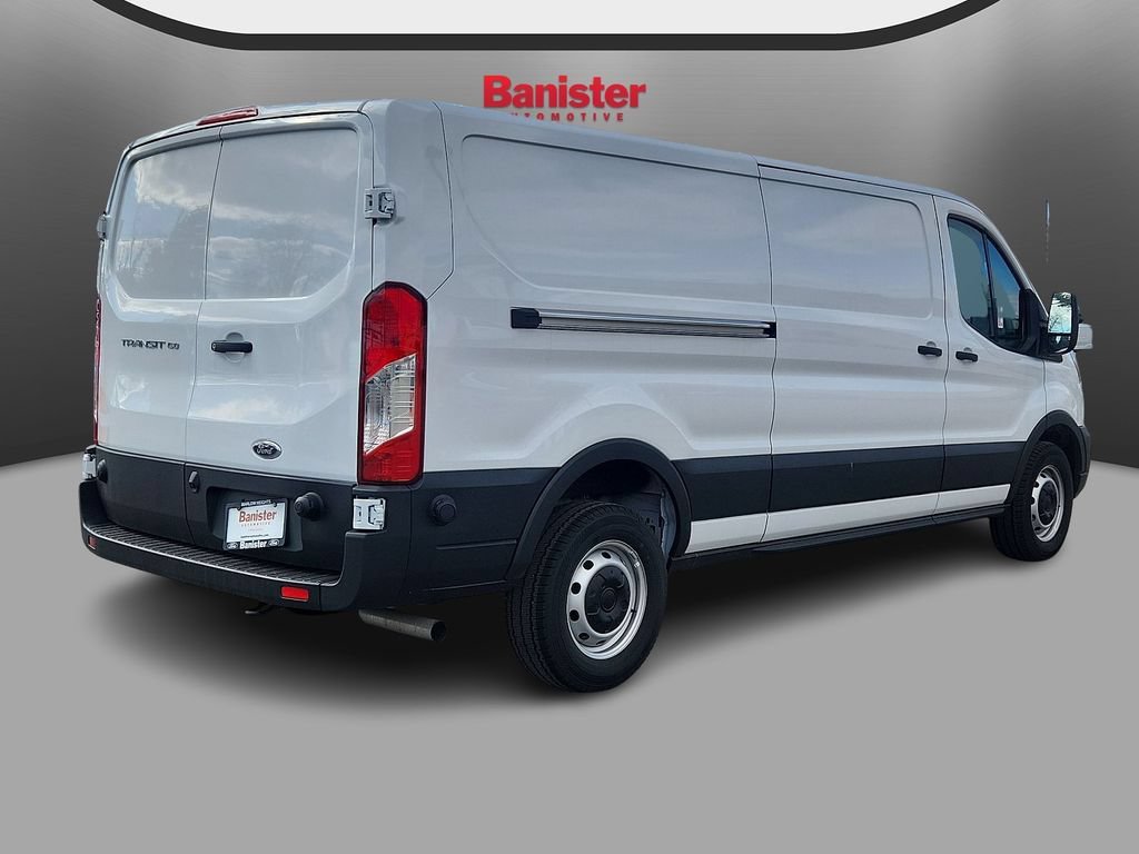 Used 2024 Ford Transit 150 Low Roof RWD image 3
