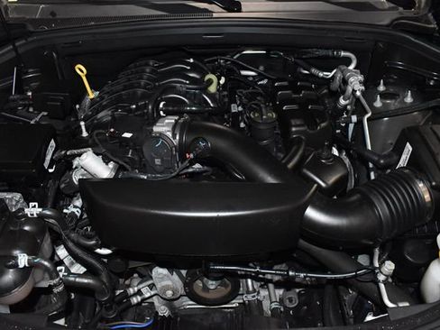 Certified 2024 Dodge Durango SXT image 10