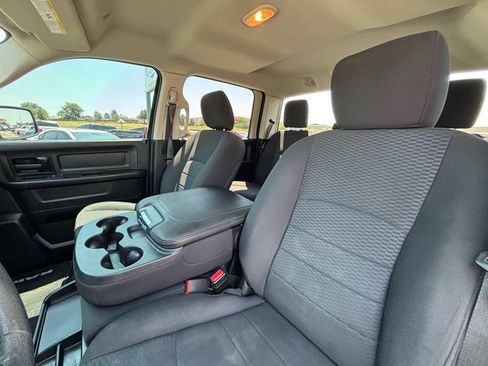 Used 2019 RAM 1500 Express w/ Wheel & Sound Group AWD/4WD image 15
