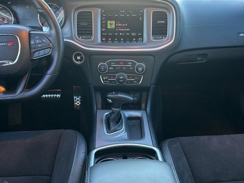 Used 2022 Dodge Charger Scat Pack w/ Dynamics Package image 18