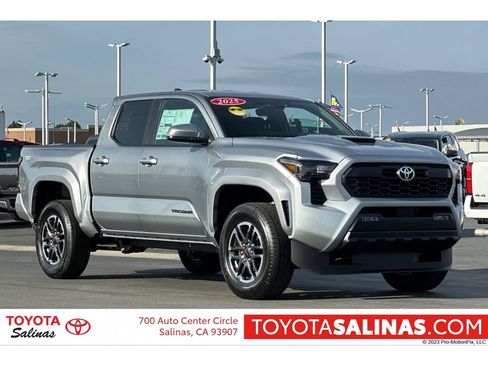 New 2025 Toyota Tacoma TRD Sport image 1