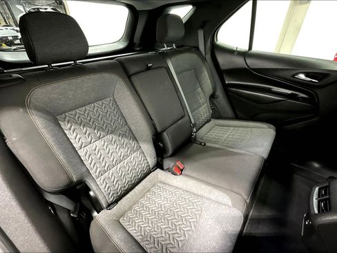 Used 2023 Chevrolet Equinox LT image 35