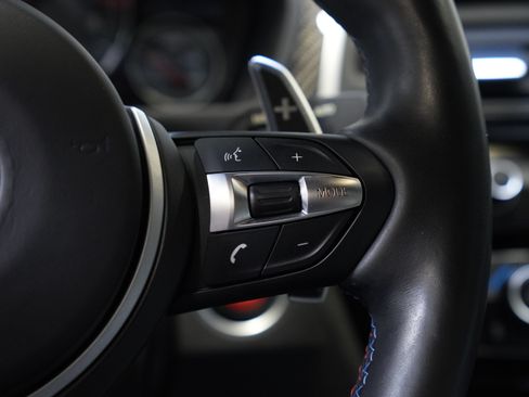 Used 2020 BMW M4 Coupe w/ Competition Package RWD image 35