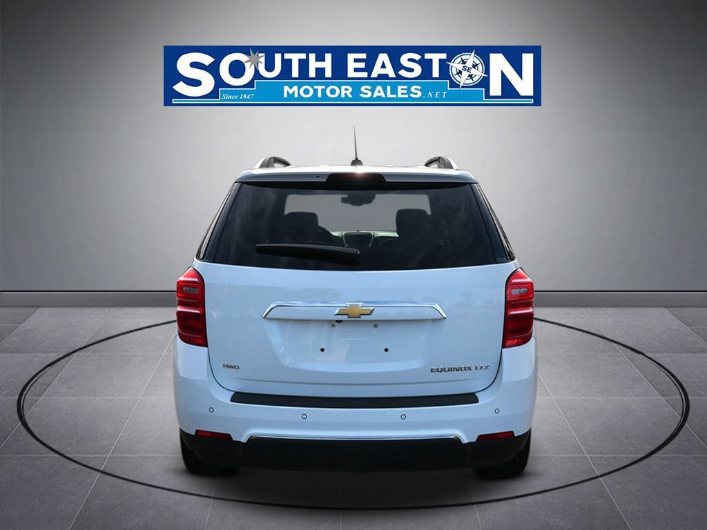Used 2016 Chevrolet Equinox LTZ w/ Enhanced Convenience Package AWD/4WD image 4