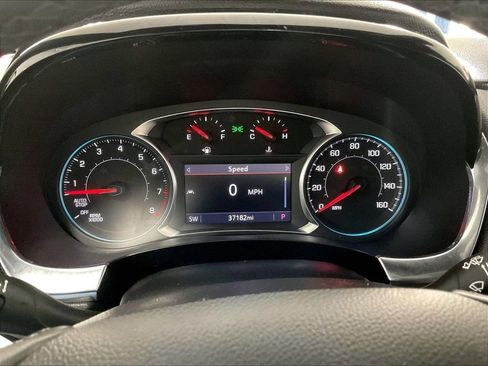 Used 2023 Chevrolet Traverse LT AWD/4WD image 25