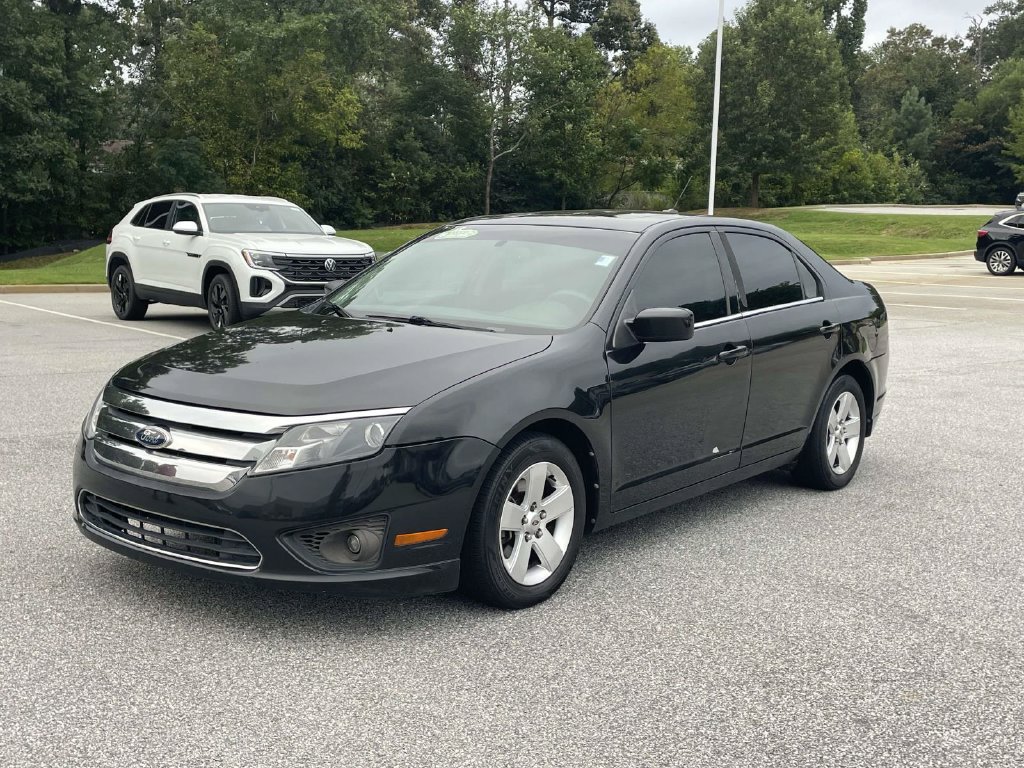 Used 2010 Ford Fusion SE FWD image 3