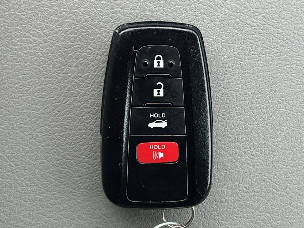 Used 2024 Toyota Camry SE w/ Cold Weather Package FWD image 22