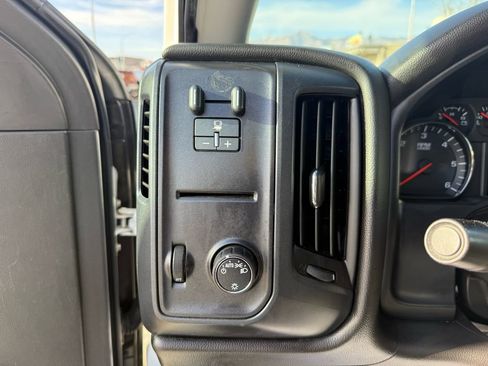 Used 2015 Chevrolet Silverado 1500 W/T w/ Trailering Package RWD image 12