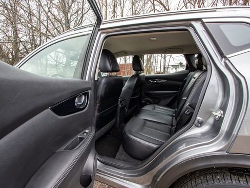 Used 2019 Nissan Rogue Sport SL image 26