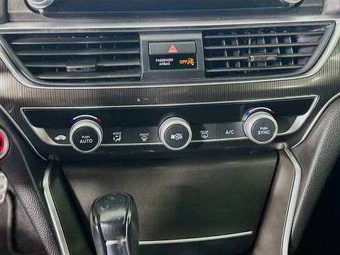 Used 2022 Honda Accord Sport image 22