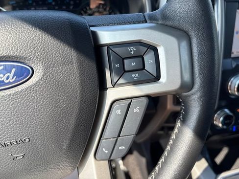 Used 2019 Ford F150 Lariat w/ Equipment Group 502A Luxury AWD/4WD image 12