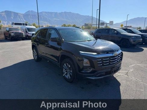 Used 2026 Chevrolet Equinox LT w/ Convenience Package II AWD/4WD image 10