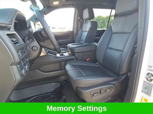 Certified 2024 Chevrolet Suburban RST w/ Luxury Package AWD/4WD image 22