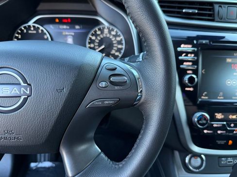 Used 2024 Nissan Murano SV image 18