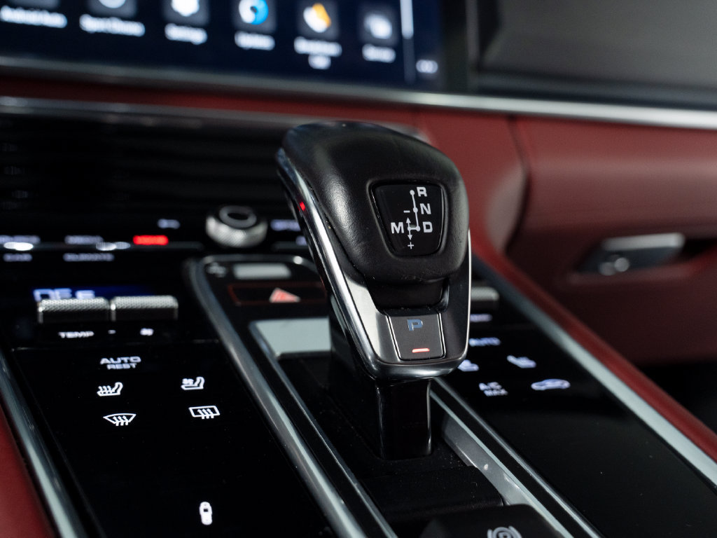 Certified 2022 Porsche Panamera GTS AWD/4WD image 32