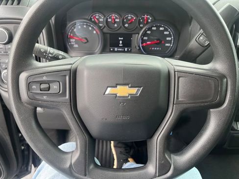 Used 2020 Chevrolet Silverado 1500 Custom w/ Custom Value Package AWD/4WD image 13