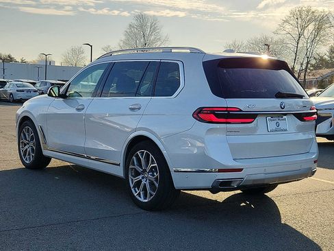Certified 2024 BMW X7 xDrive40i w/ Executive Package image 4