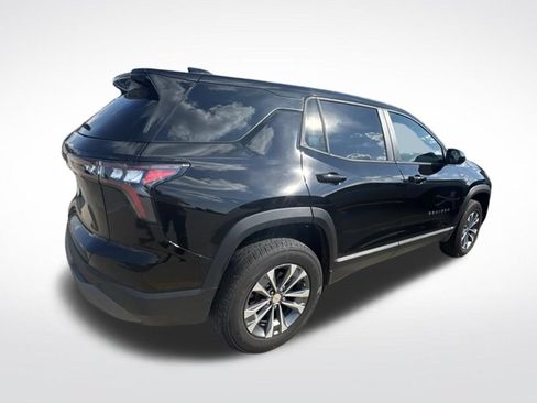 Used 2026 Chevrolet Equinox LT FWD image 5