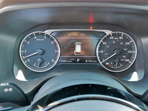 Used 2023 Nissan Rogue SV w/ SV Premium B Package image 26