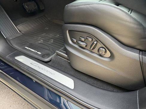 New 2026 Porsche Cayenne image 25
