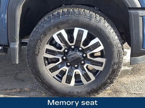 Used 2025 GMC Sierra 2500 Denali Ultimate w/ Max Trailering Package image 12