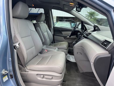 Used 2014 Honda Odyssey Touring image 19
