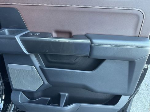 Used 2023 Ford F150 Lariat w/ Equipment Group 502A High image 16