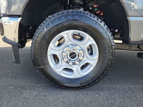 New 2026 Ford F250 XLT image 10