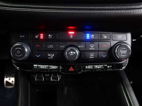 Used 2023 Dodge Durango SRT Hellcat AWD/4WD image 25