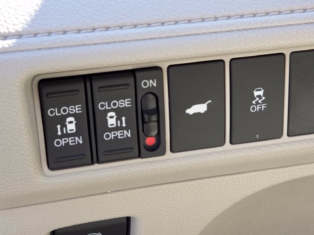 New 2027 Honda Odyssey EX-L image 8
