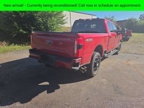 Used 2024 Ford F250 XLT w/ Black Appearance Package AWD/4WD image 5