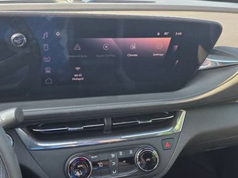 Used 2025 Buick Envista Preferred FWD image 10