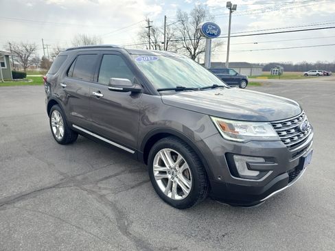 Used 2017 Ford Explorer Limited FWD image 4