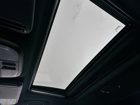 Used 2024 Subaru Crosstrek 2.5i Sport image 25