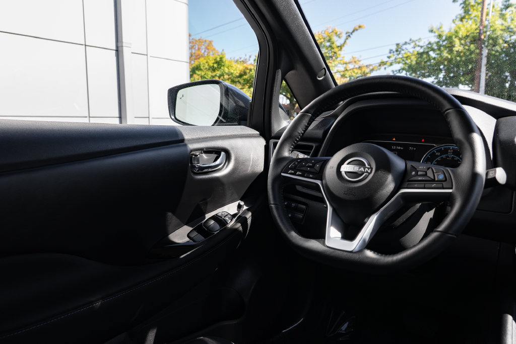 Used 2025 Nissan Leaf SV Plus FWD image 11