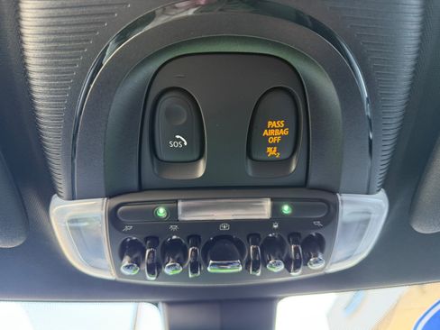 Used 2022 MINI Cooper S image 23