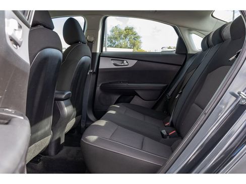 Used 2023 Kia Forte LXS image 13