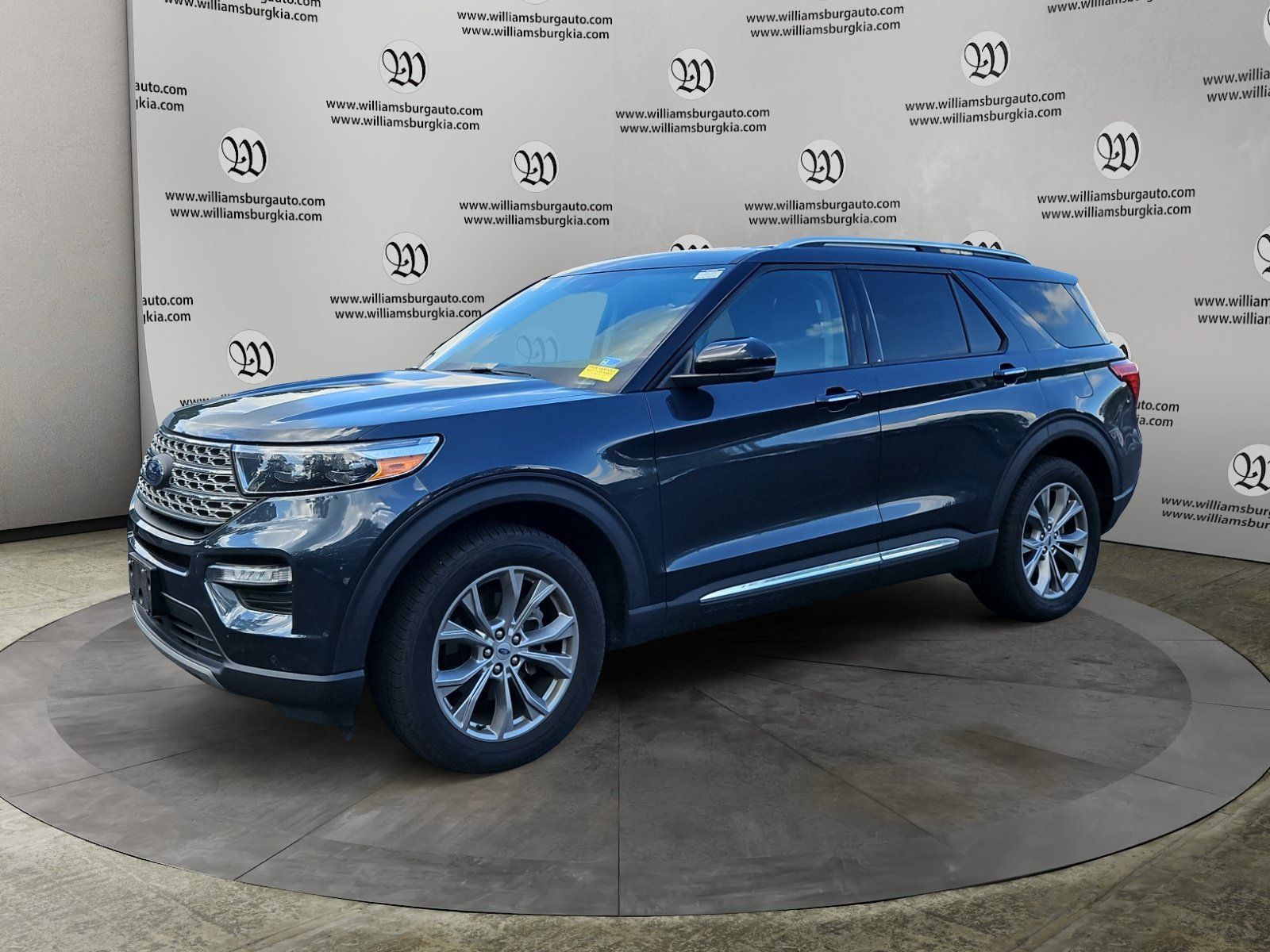 Used 2023 Ford Explorer Limited w/ Limited Technology Package AWD/4WD image 1