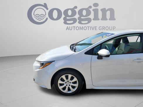 Certified 2024 Toyota Corolla LE FWD image 30