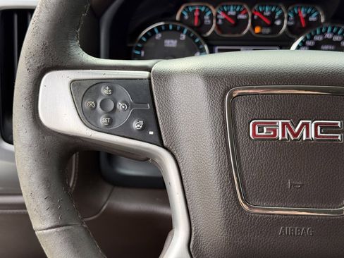 Used 2017 GMC Sierra 2500 SLT w/ Duramax Plus Package image 17
