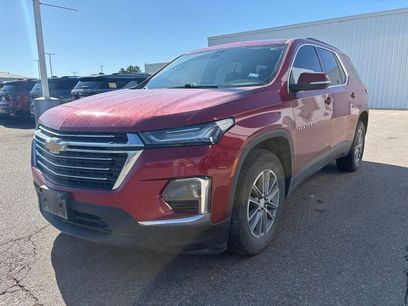 Used 2023 Chevrolet Traverse LT